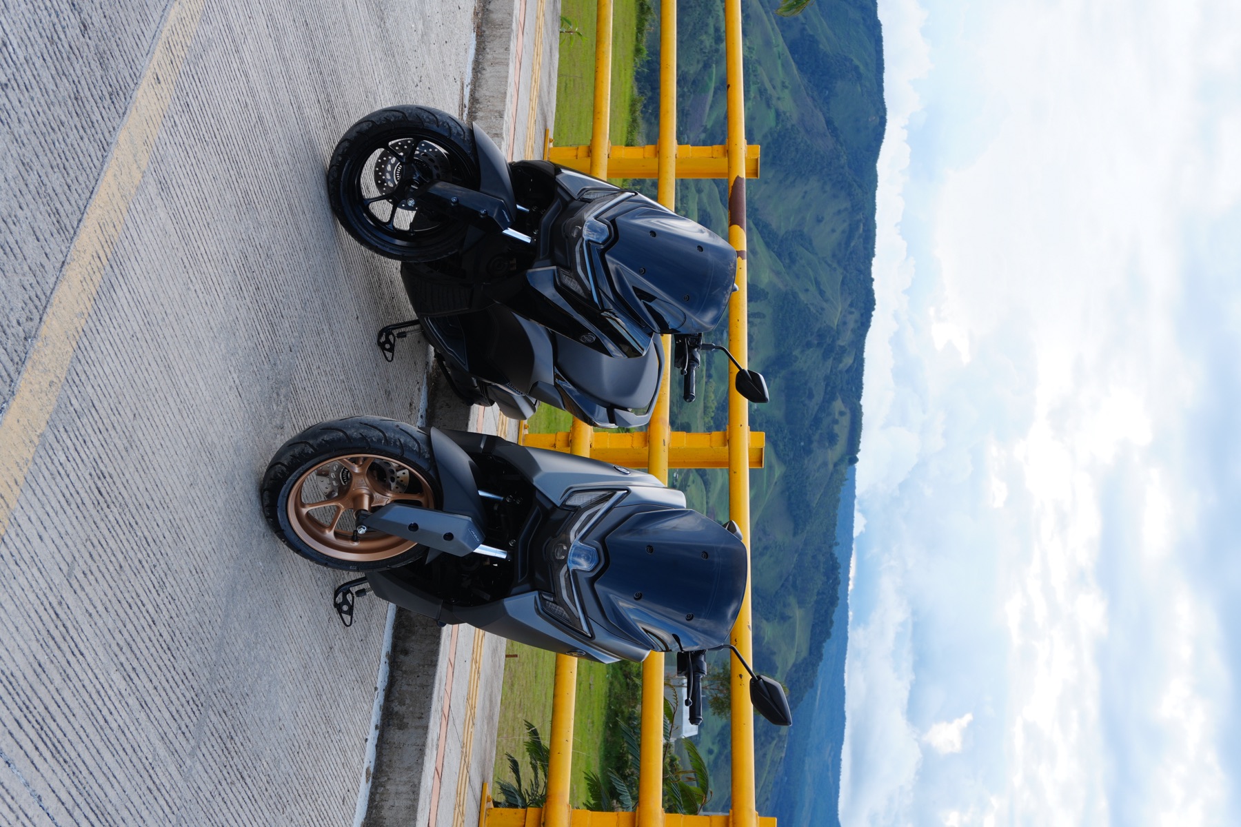 NMAX en la montaña